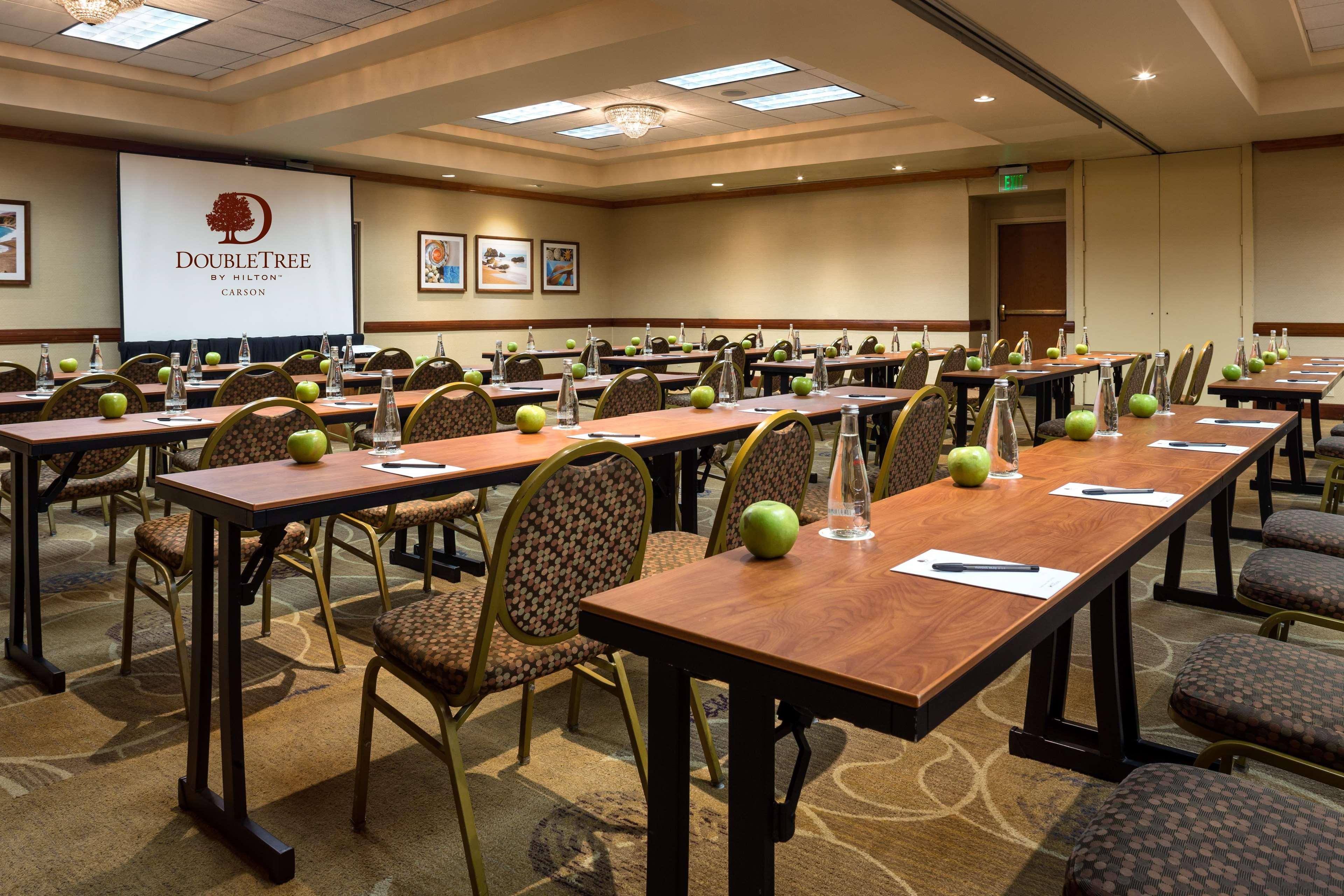 Doubletree By Hilton Carson Hotel Kültér fotó