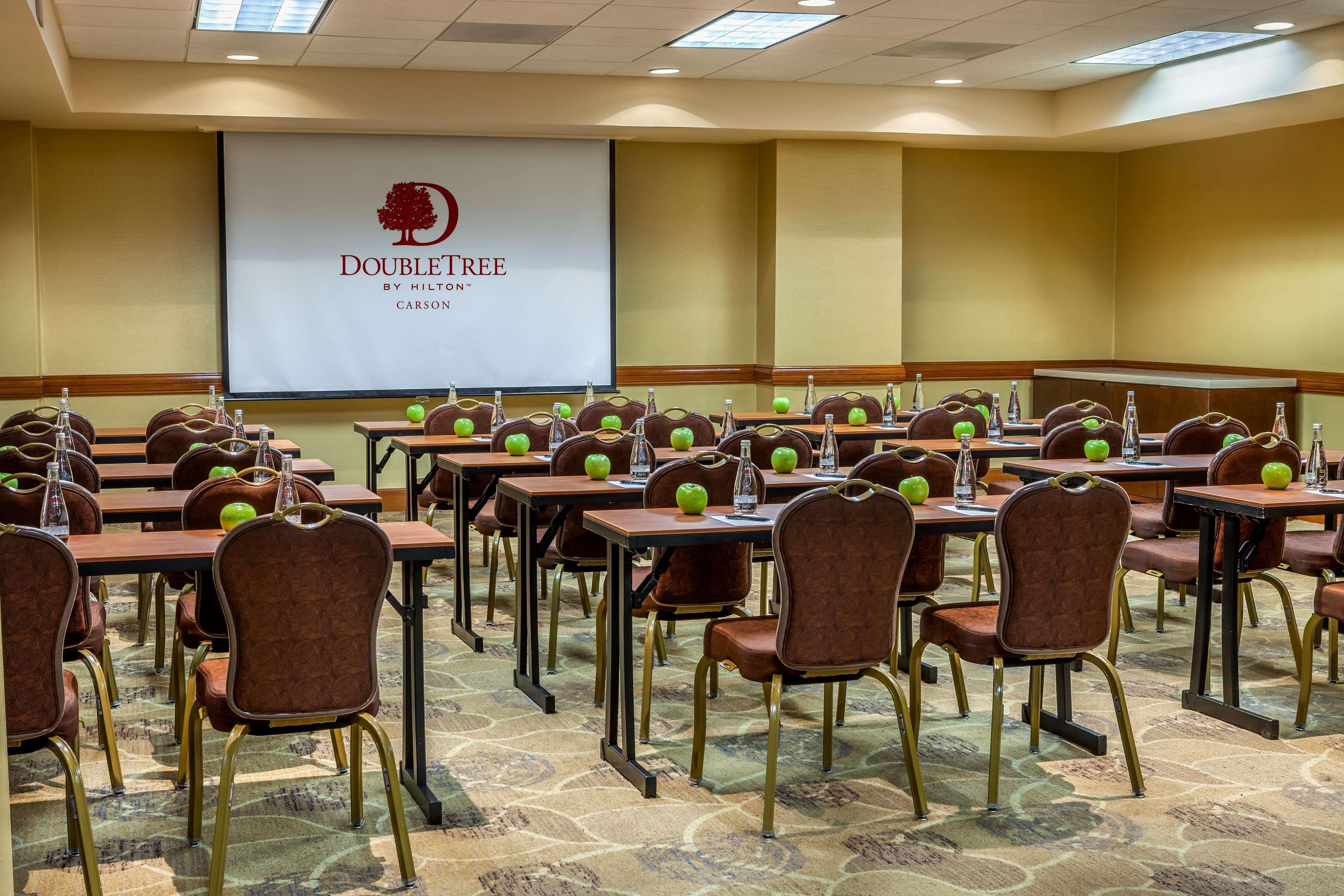 Doubletree By Hilton Carson Hotel Kültér fotó