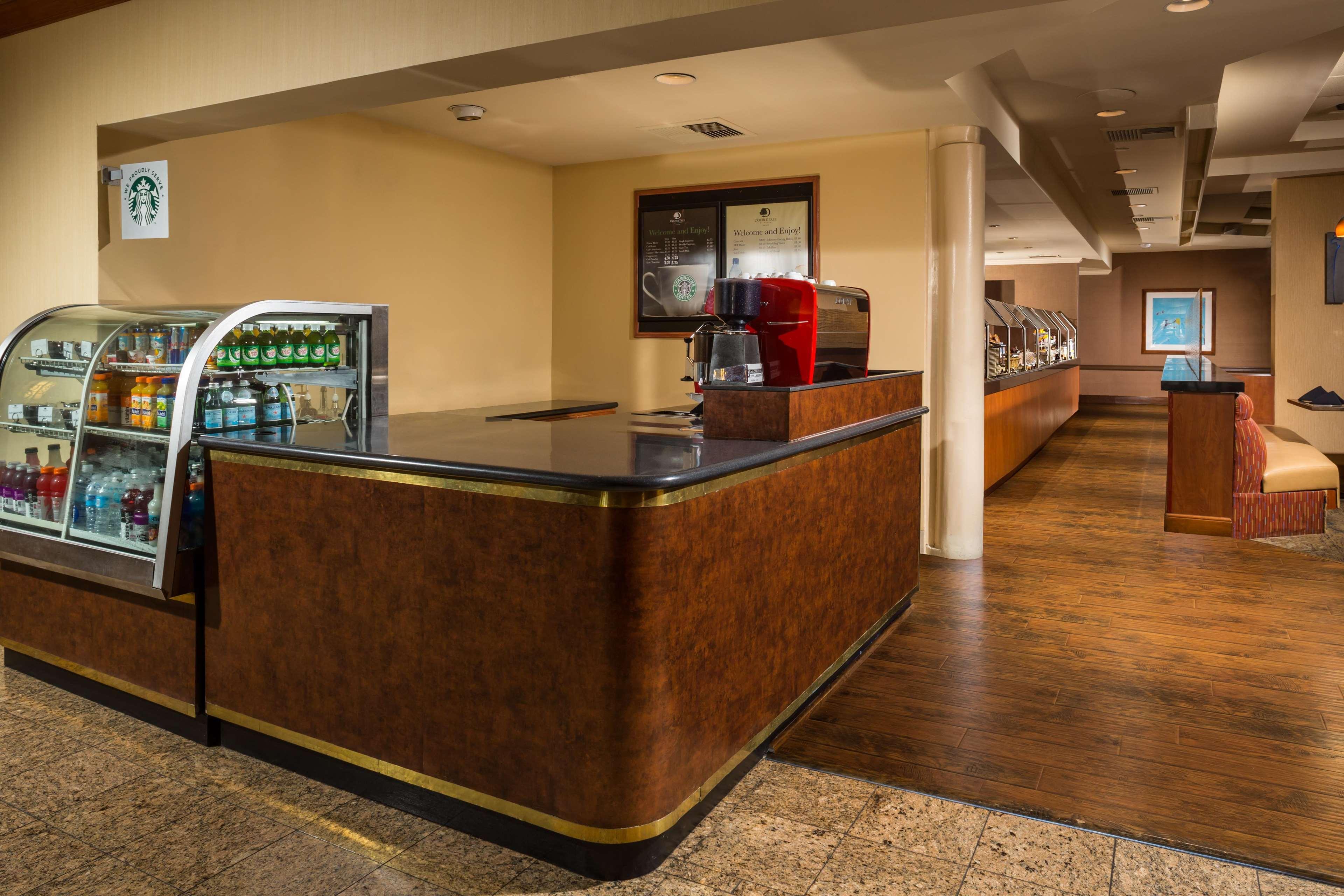 Doubletree By Hilton Carson Hotel Kültér fotó