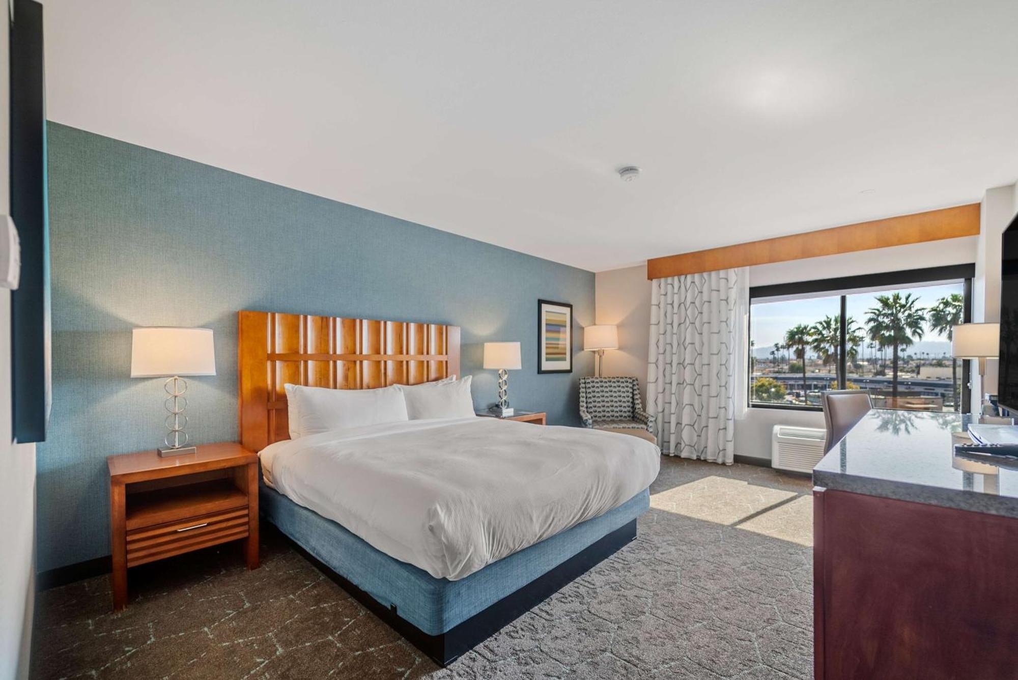 Doubletree By Hilton Carson Hotel Kültér fotó